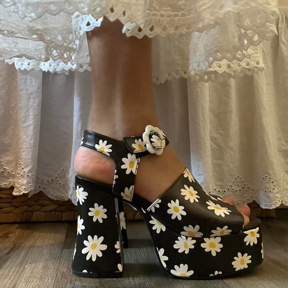 Black and white daisy print platform heels
